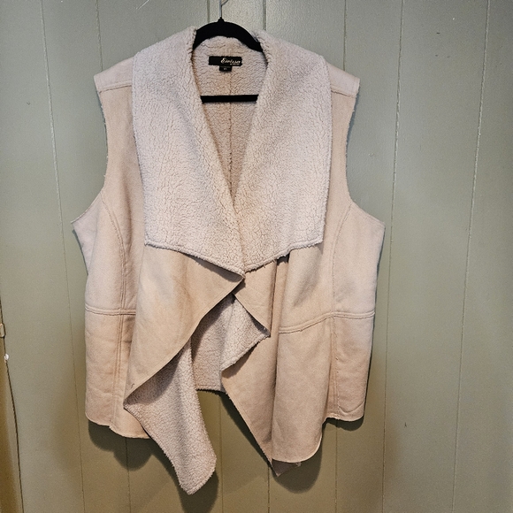 Eivissa Jackets & Blazers - Eivissa Faux Shearling Vest Plus Size 2X | Cozy Tan Sherpa Lined Waterfall Drape